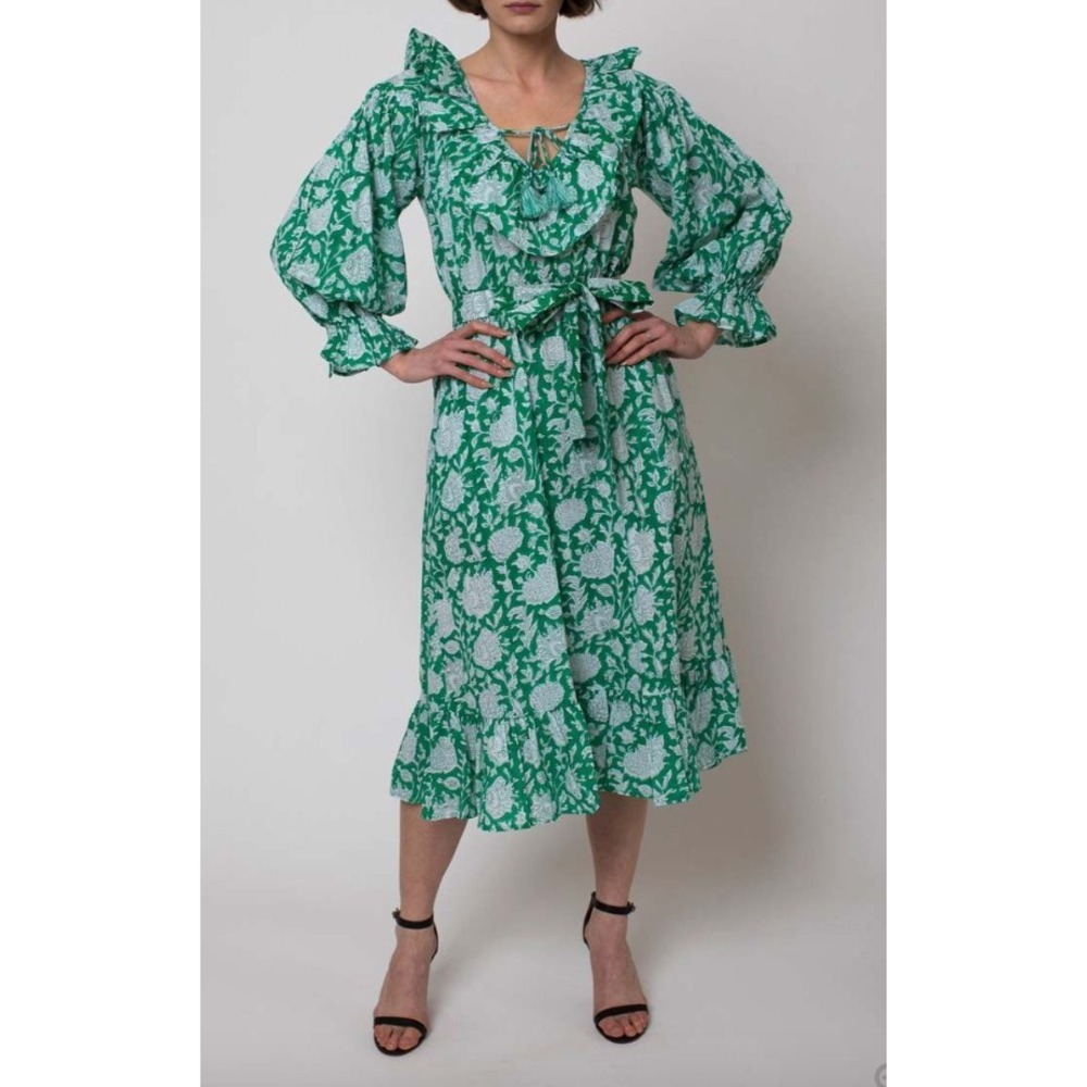 Mille resort travel June dress belted Small Green Zinnia floral dress sold out